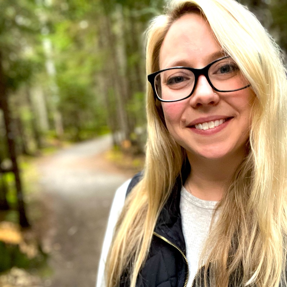 Meet your Posher, Krystina